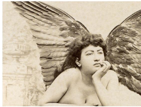 Onam oglini onlayn porno bilan bezovta qilmoqda Erkak ayolning singan qinini qoli bilan onanizm qiladi.