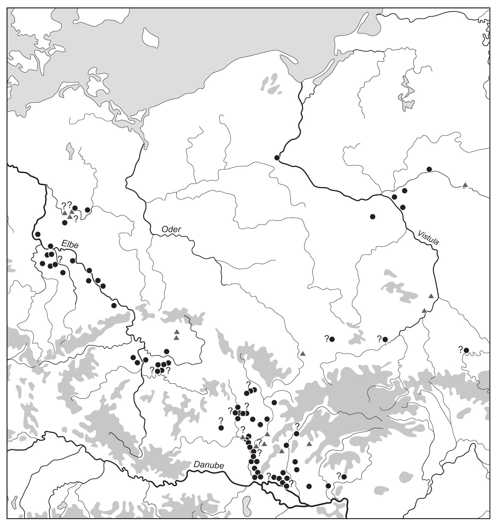 Fig. 1. Early Medieval cremation graves in East Central Europe, ca. 7th and 8th centuries. Flat graves (@) and burial mounds (A). Unseparated cremation graves were common as well, but they are hard to detect archaeologically (redrawn after Zeman, ‘Nejstaréi slovanské osidleni Cech’, 116 map 1). 