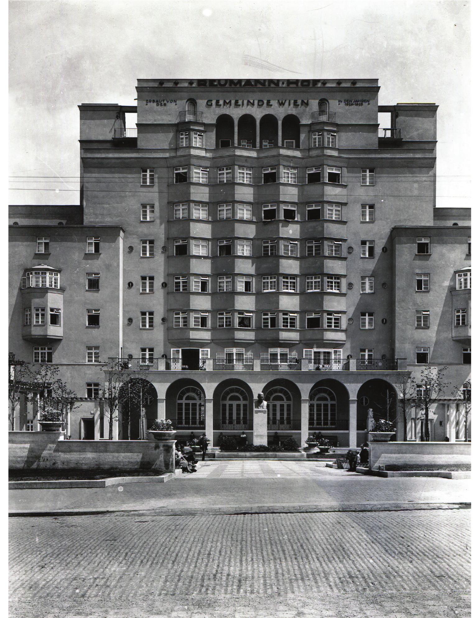 1967), and Robert Kramreiter (1905-65), have been all but invisible in general histories of modern architecture. The grounds for this are numerous and have to  be explored in turn, but the principal reason is due to the inability to encompass them within what has, since the early 1940s, become an orthodox account of international modernism in architectural writing.“ Central to this narrative was  the well-known characterization of modern architecture as engaged with the implications of technological change, mass production, a rejection of historicism and a championing of functional design, a concern with addressing the demands of the industrial metropolis, including the provision of mass housing and new forms of urban planning. According to Hilde Heynen: 