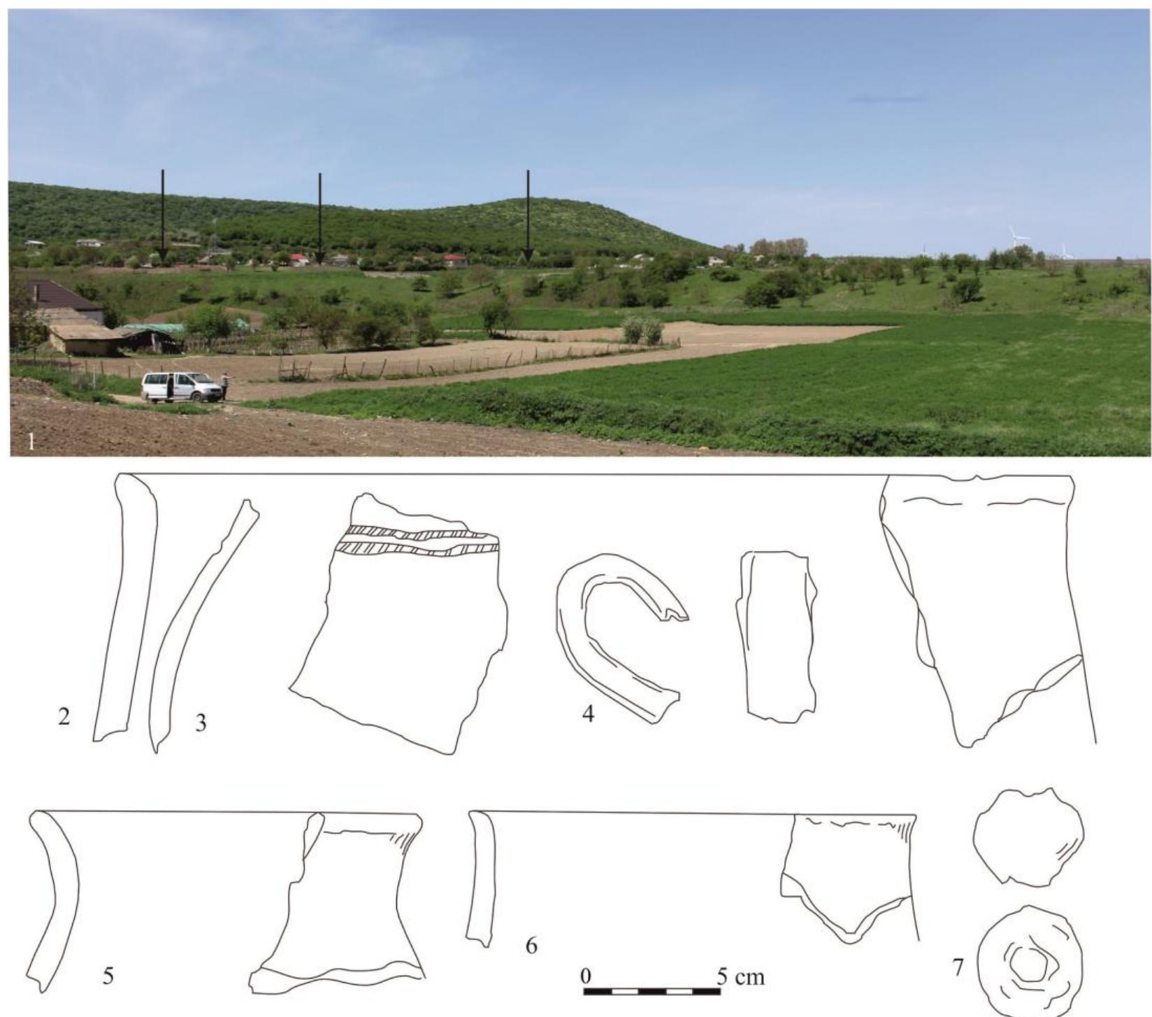 Fig. 10. The settlement from the Early Iron Age from Visterna. 1. View from north-east; 2-6. Pottery shards; 7. Spindle-whorl. 