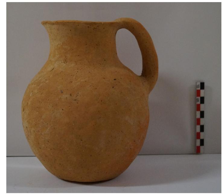 Fig. 124. I113765/I1160 jug from Ag. Georgios of Persaina. 