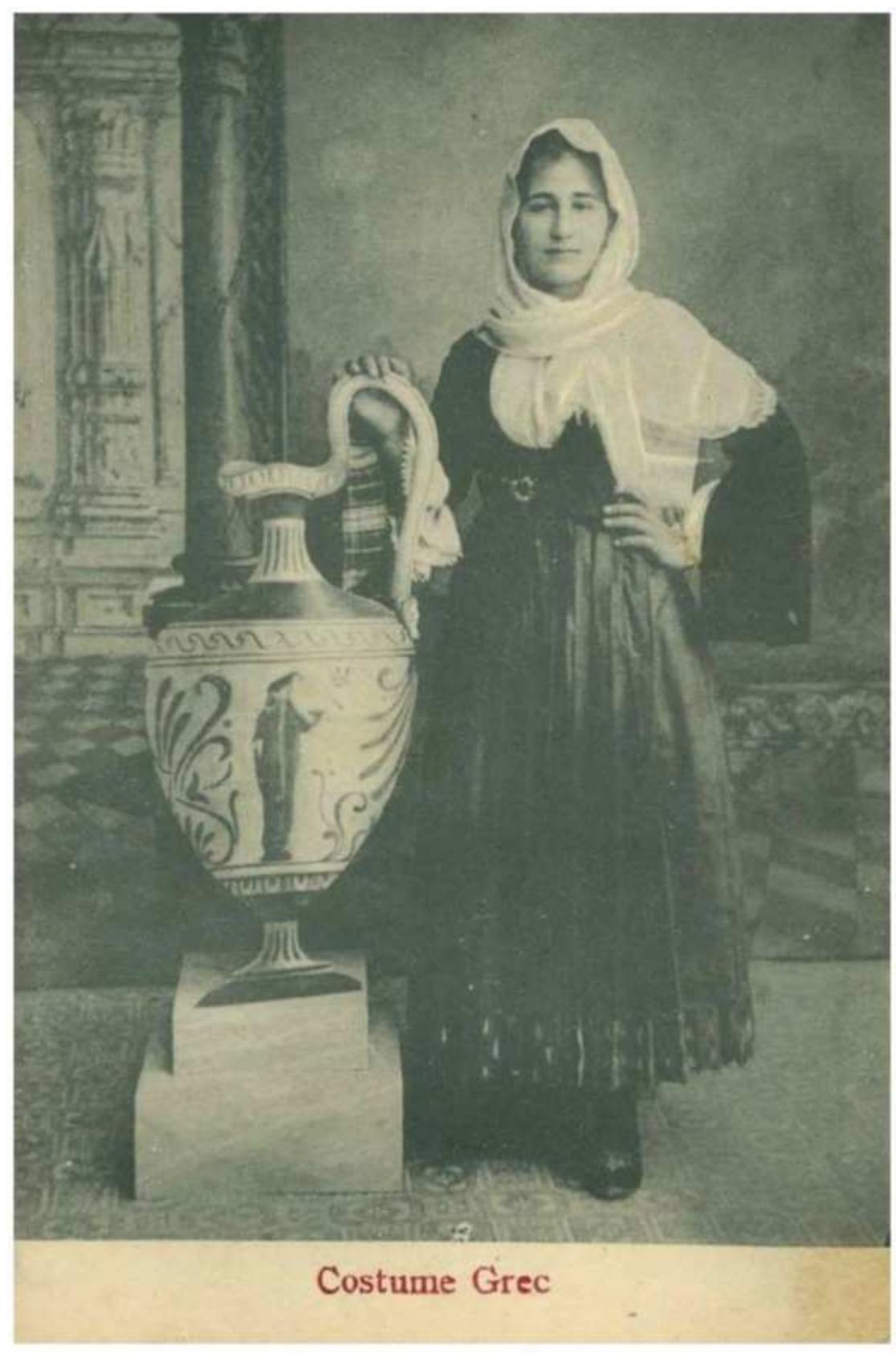 Fig. 9. Anonymous, postcard showing a Greek girl in folk costume. ©Yorgos Kyriakopoulos. 