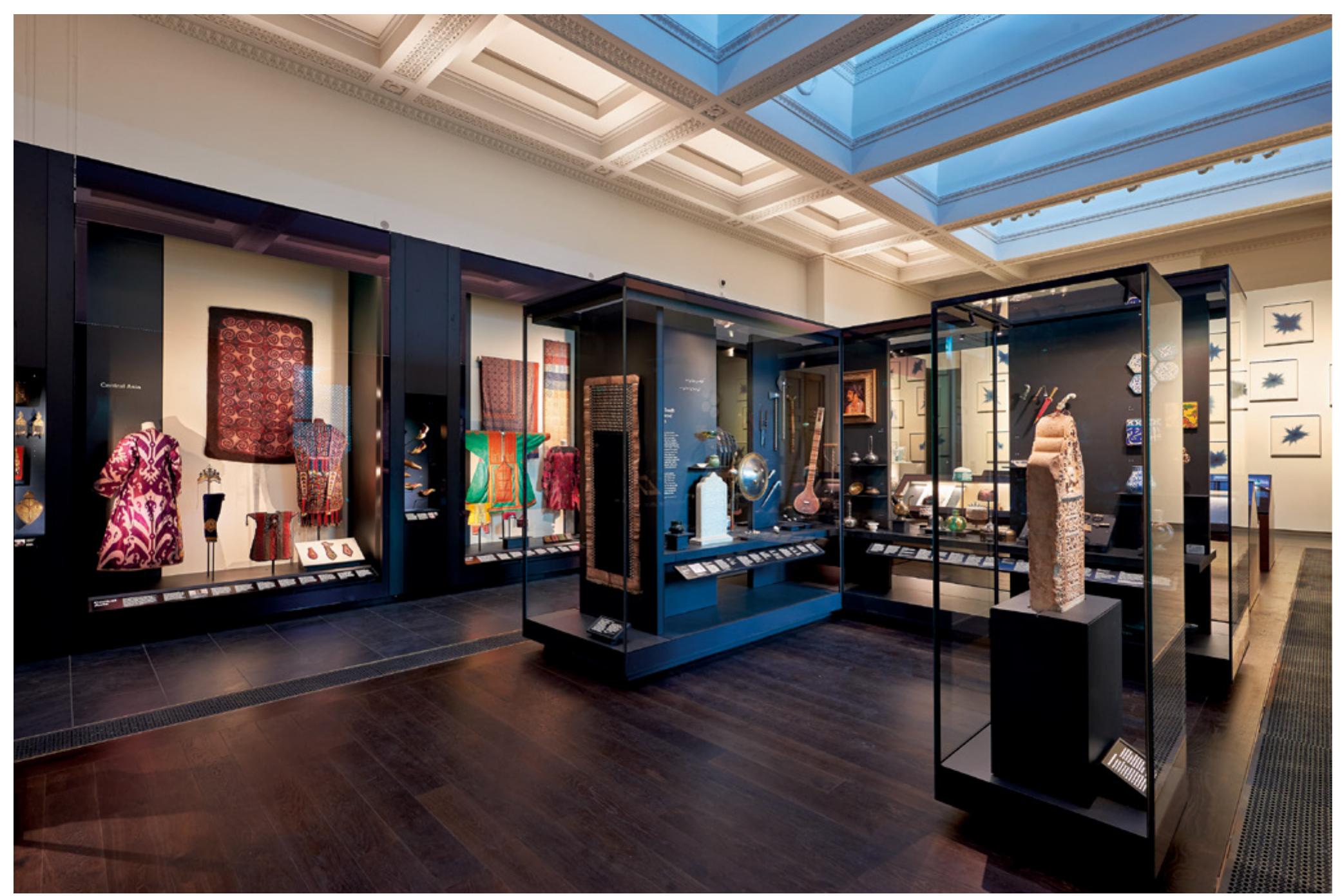 (PDF) Transforming Curatorial Practices for the Global Museum ...