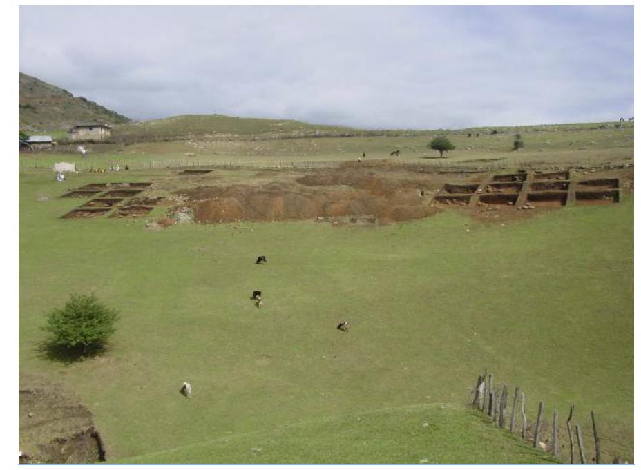 Fig. 2: The site of Toul in the time of excavation (2003)  A number of tools and equipment made of bronze had been discovered in Toul. Some silver decorative items were found in Toul. In addition, a large number of decorative beads made of agate, glass paste, glass and bone and stone spindle were found in Toul cemetery. The most important artifact that had been discovered in the excavations of Toul is a bronze bracelet. The inner rim of this bracelet is 