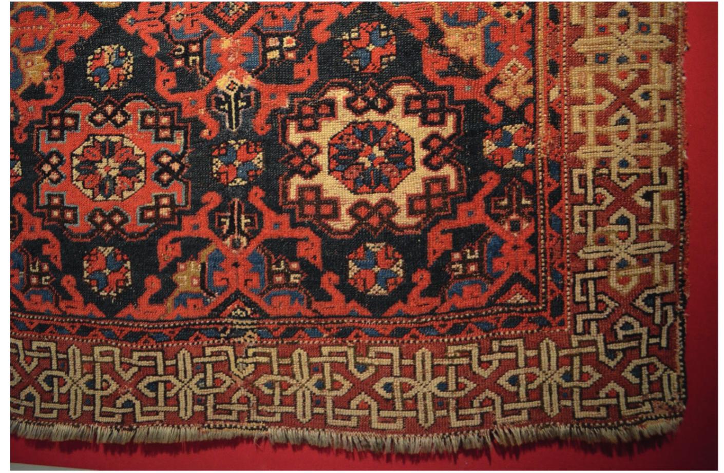 Fig. 8. Holbein-type carpet, western Anatolia, second half of the fifteenth century, Venice, Franchetti Collection, inv. 21, Detail (© Photo authors) 