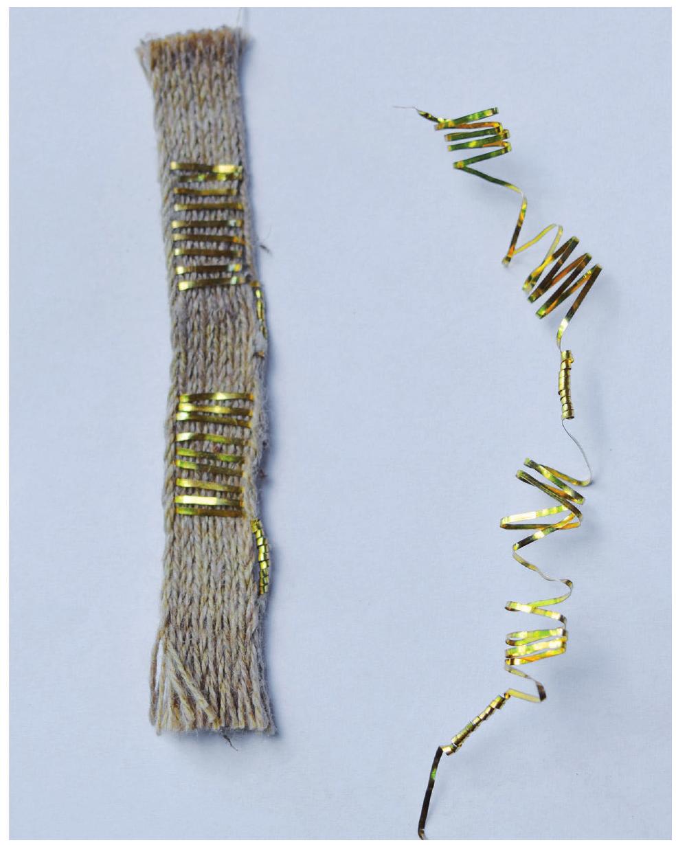 Figure 5: Experimenting with metal threads using tablet weav- ing; left: In the woven textile; right: Unravelled textile leaving only the metal thread structure (Image: Kayleigh Saunderson) 