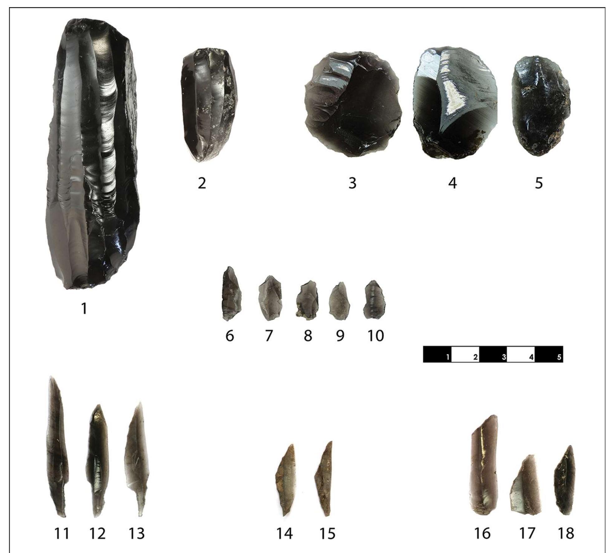 Figure 7. Obsidian artefacts from Balik: 1-3) blade and bladelet cores; 4-6) scrapers; 7-11) microburins; 12-14) Cafer points; 15 & 16) triangles; 17-19) obliquely truncated blades and bladelets (figure by Balikl: research project). 