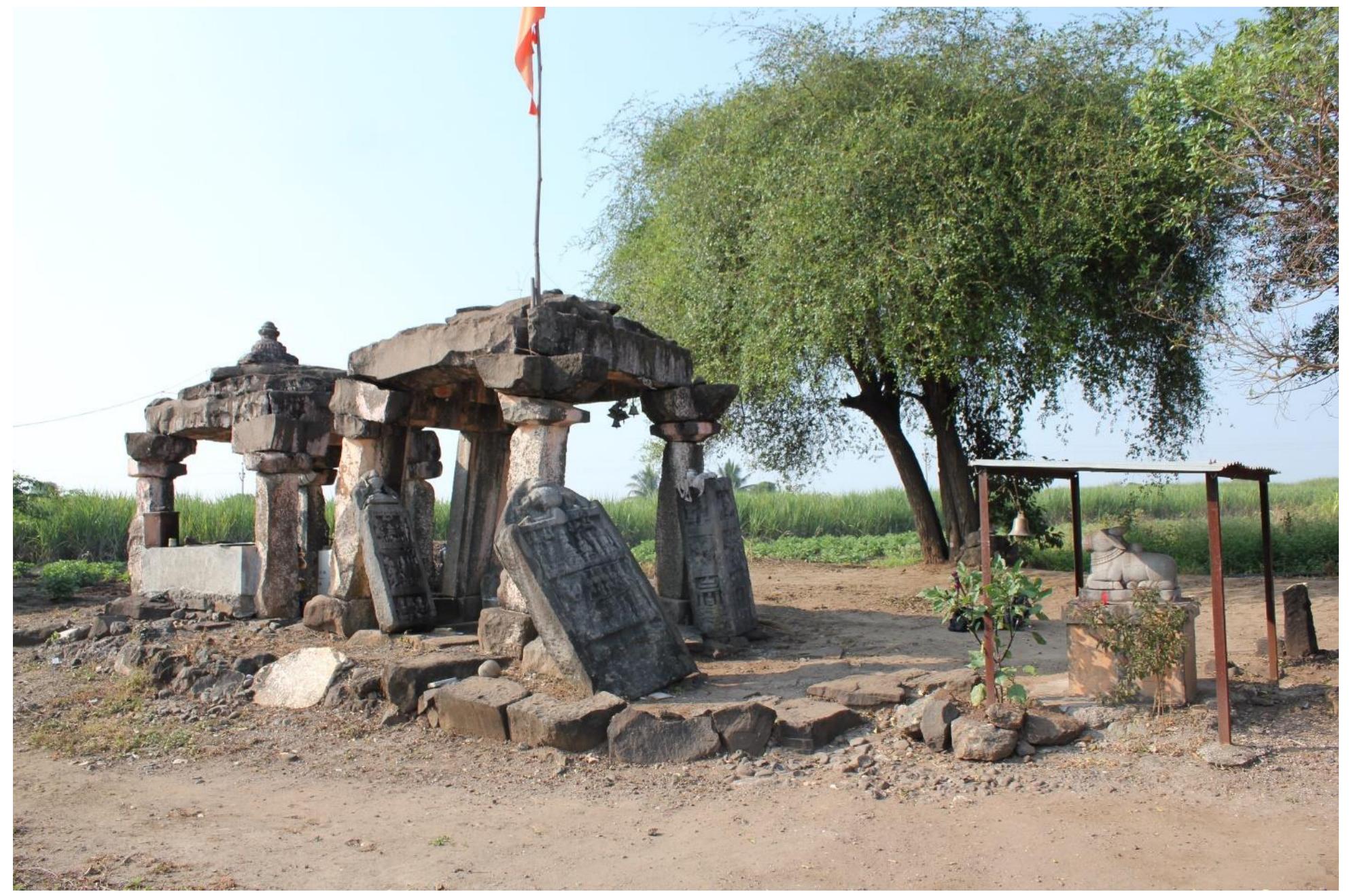 Fig. 1. General view of the Mahadeva temple, Shingarwadi. 