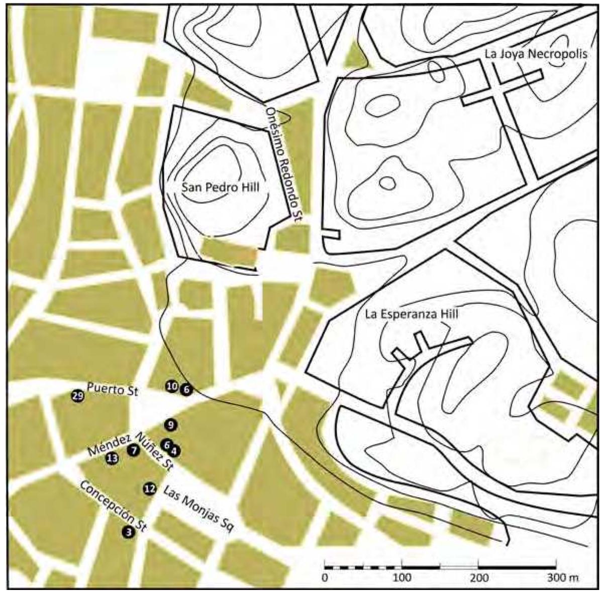 Fig. 2. Places in the city of Huelva where deeper juglets and/or oil bot- tles appeared.  Long before the MN/PM excavation took place an almost complete dipper juglet had been documented at San Pedro Hill in the same city (Belén et alii, 1977, 194-195 fig. 98.15). More difficult it is to manifest ourselves about a fragment of body and base from 6 Puerto St (Fernandez Jurado 1990, vol. 1, 142; vol. 2, 110 No. 13 and pl. LI.13), a rim fragment from 4-6 Méndez Nunez St (Fernandez Jurado, 1990, vol. 1, 182; vol. 2, 246 No. 3 and pl. CXIX.3), and three other fragments, also of rims, from 9 Puerto St (Ibidem, vol. 1, 161; vol. 2, 164 No. 6, 214 Nos. 24-25 and pls. LXXVIIL6 and CIII.24-25). Subsequent to the MN/PM finds four dipper juglets appeared in the first stratum with anthropic occupation of the neighboring 3 Concepcion St lot (Gonzalez de Canales et alii, 2017, 19, 24 and pls. VI.17, VIL22 and XVI.6) (fig. 2). In other sites of the Huelva Province two specimens were recovered from the Riotinto Salomon Hill (Blanco Freijeiro et alii, 1970, 25 No. 148 and fig. 148), two from the mining-metallurgical site of San Bartolomé de Almonte (Ruiz Mata and Fernandez Jurado, 1987, vol. 1, 80 and 114; vol. 2, 98 No. 642, 178 No. 1.092 and pls. XLVII.642 and LXXXVII.1092), another red slipped one from Tejada la Vieja (Rufete Tomico, 1989, vol 1, 145 and vol. 2, 162 No. 2 and pl. LXXVIII.2) and two from Ayamonte’s Phoenician settlement (Pérez Macias et alii, 2017, 483 and fig. 6.4-5). 