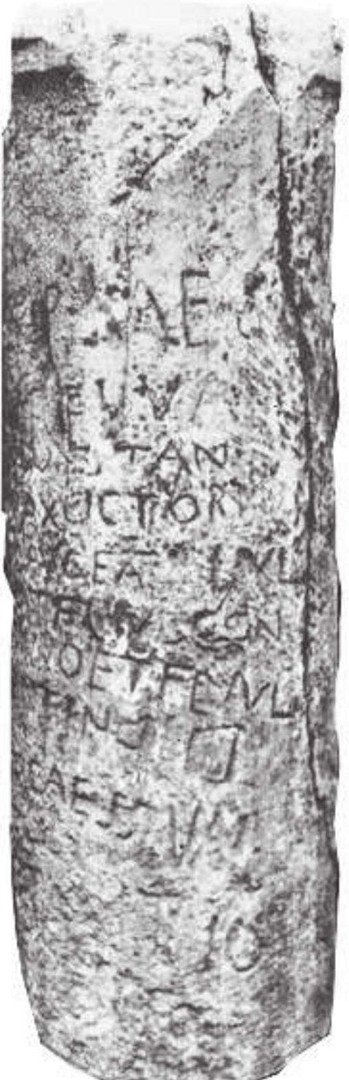 Fig. 4. The milestone from Mihai Viteazu: MIHAI  VITEAZU EDCS-ID: EDCS-30200685 https://  db.edcs.eu/epigr/bilder.php?s_language=en&bild= $HIFDR_00167.jpg (accessed on 1.08.2024). 