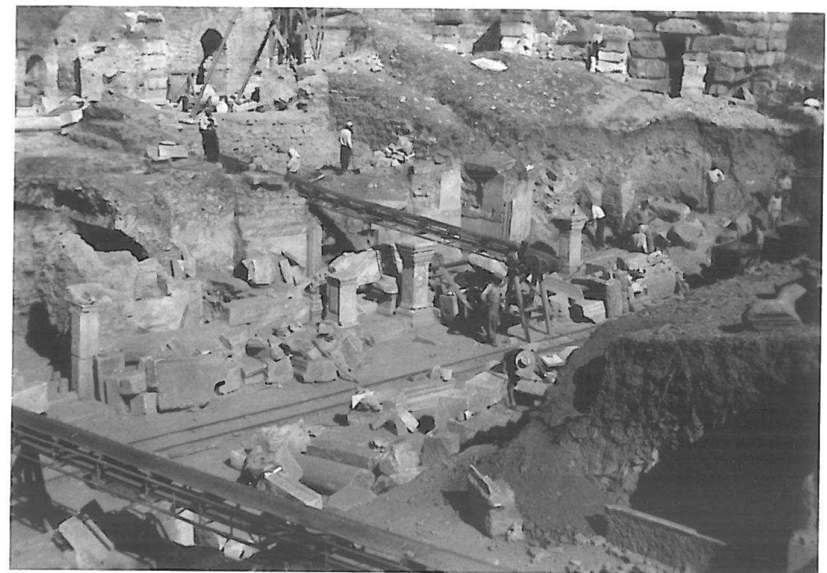 Fig. 4. “Temple of Hadrian” during excavation in 1956 (© OAD). 
