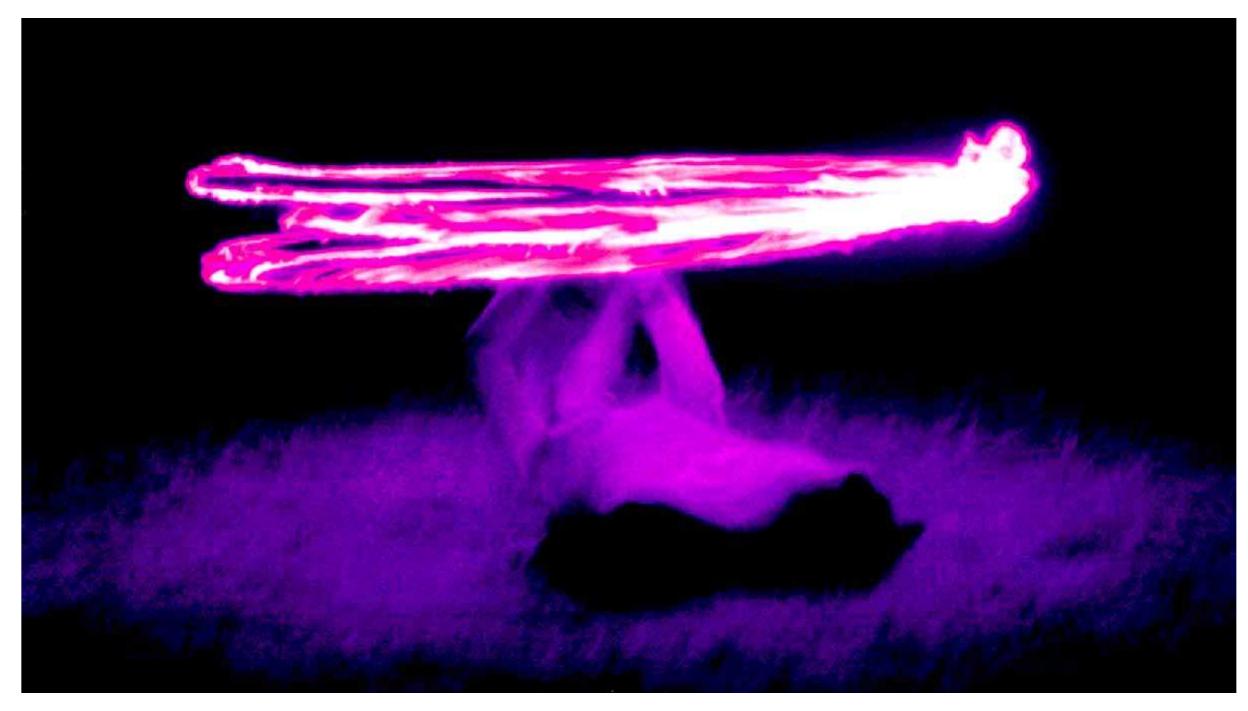 TINKERBELL FIRETWIRLING, RAINBOW SERPENT FESTIVAL 2000 (Puoto: Katy WHEATLEY) subordinate role of women in electronic music culture. For instance, a project to realise ‘women powered gigs’ with an ‘inclusory vibe’, Sisters @ the Underground grew from Clan Analogue in early 1996 and represented dissatisfaction on the part of some women with male dominated decision making processes within the collective.”” More recently, Chicks with Decks, a forum, then all-female deejay crew, emerged in Sydney. Women have also been heavily involved in seeding and facilitating events. Take for example, Jilly the Dragonqueen (Jilly Magee) who has assisted the operation of many Queensland events, though probably most known for originating Dragonflight which, between new year 96/97 and 99/00, attracted a host of Brisbane’s underground artists. 19/00, attracted a host of Brisbane’s underground artists. 70 S@U, Sisters @ The Underground, Sporadical no4, 1997, p.24. part of some women with male dominated decision making