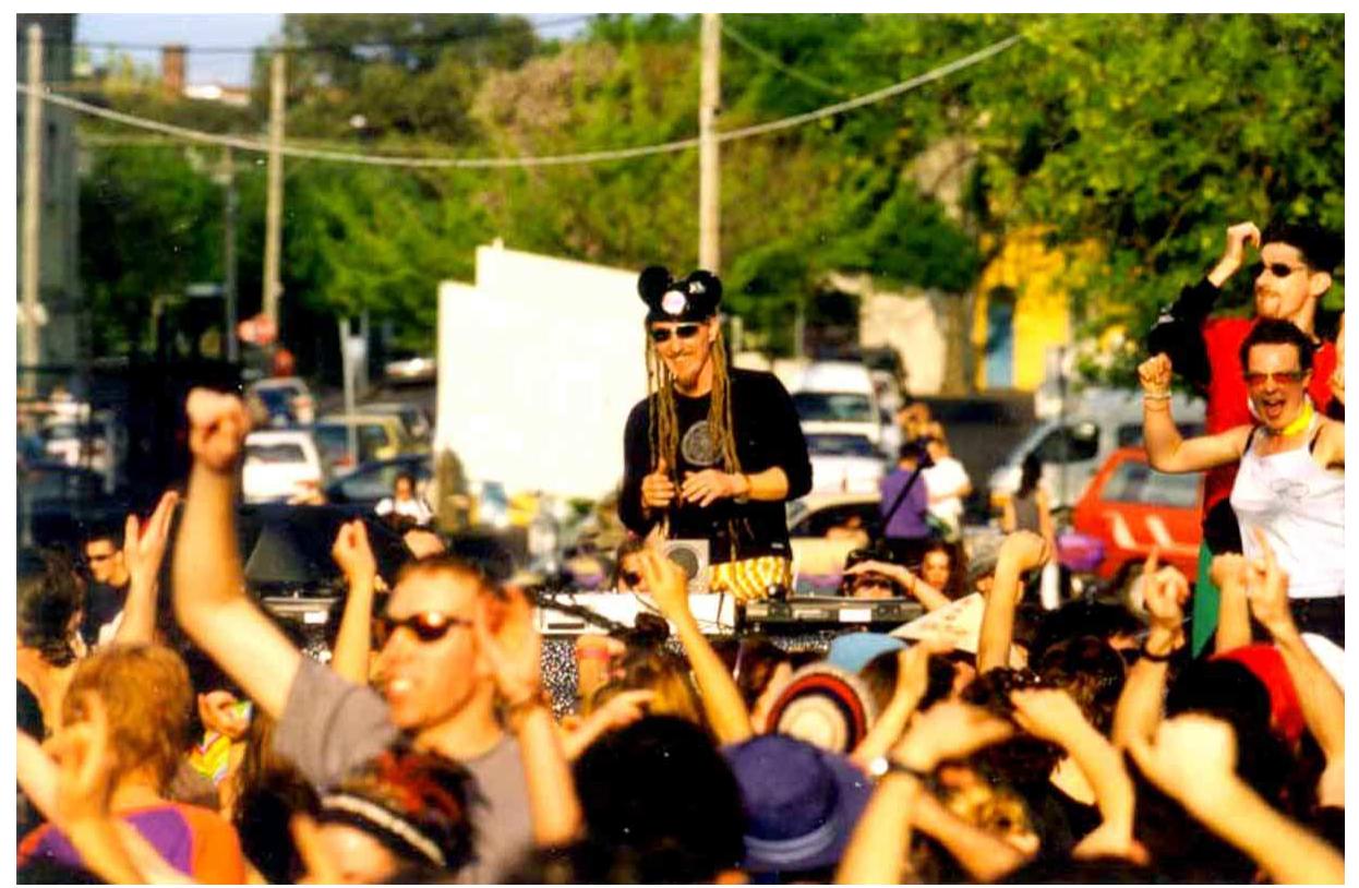 DJ Krusty @ BRUNSWICK STREET FESTIVAL (Puoto. PANCHO)