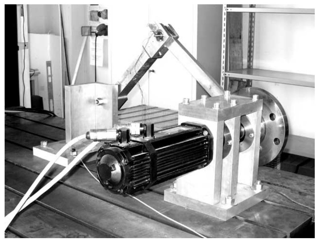 Revolute Systems (PDF) A COMPLIANT MEASURING SYSTEM FOR REVOLUTE JOINTS WITH CLEARANCE