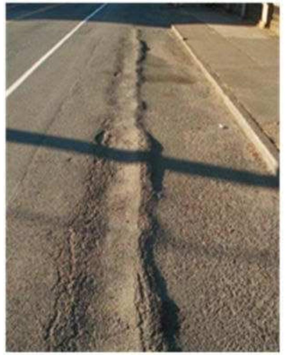 Figure 5. Permanent deformation in asphalt pavement. 