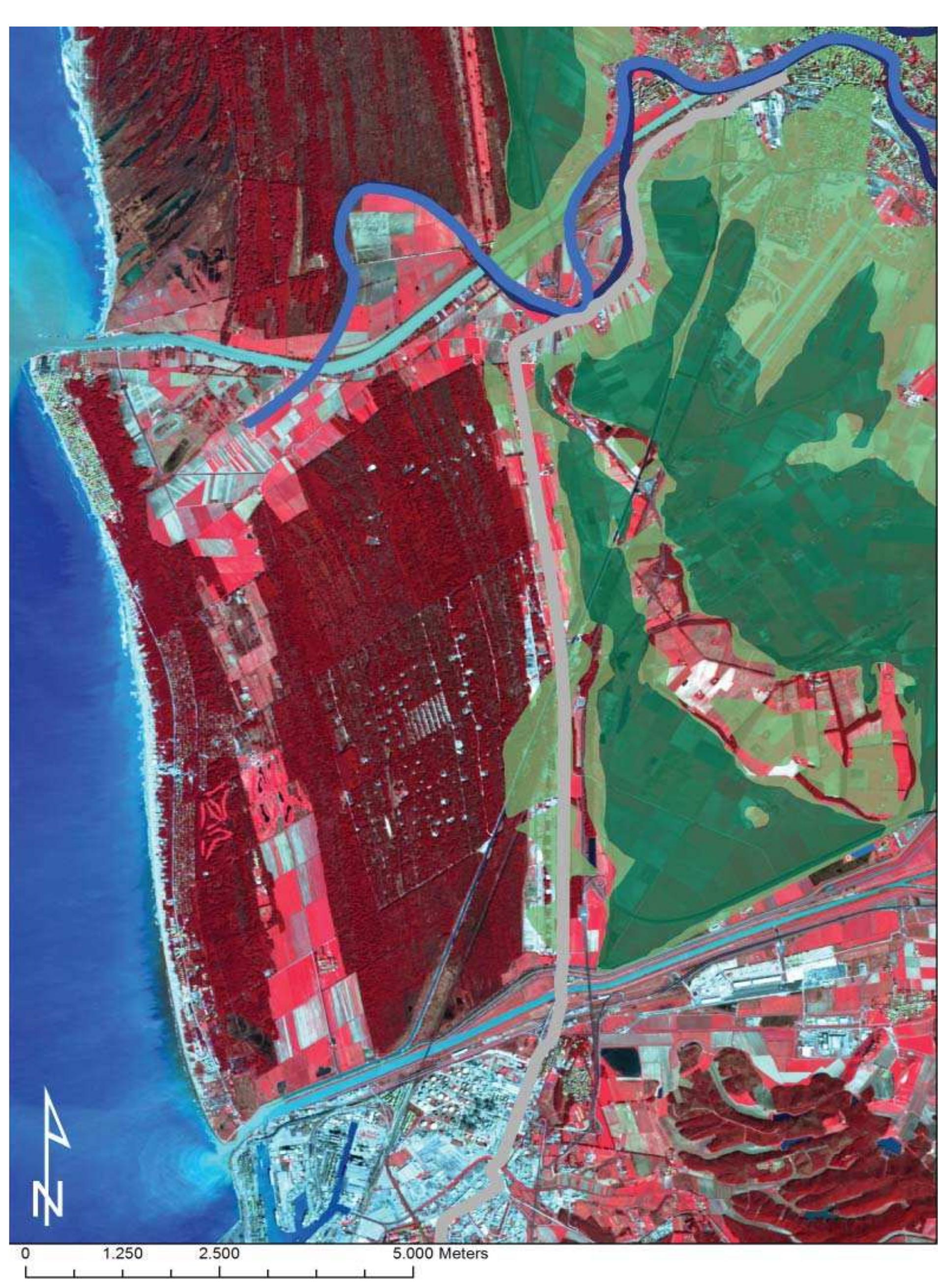 Fig. 2.35 The substantial continuity of the probable route of the via Portus Pisani between Early and Late Middle Ages. The pro- bable early-medieval river courses are shown in dark blue, the late medieval courses in blue. The two shades of green refer to the probable size of the marshy areas during the Early (lighter) and Late (darker) Middle Ages. 