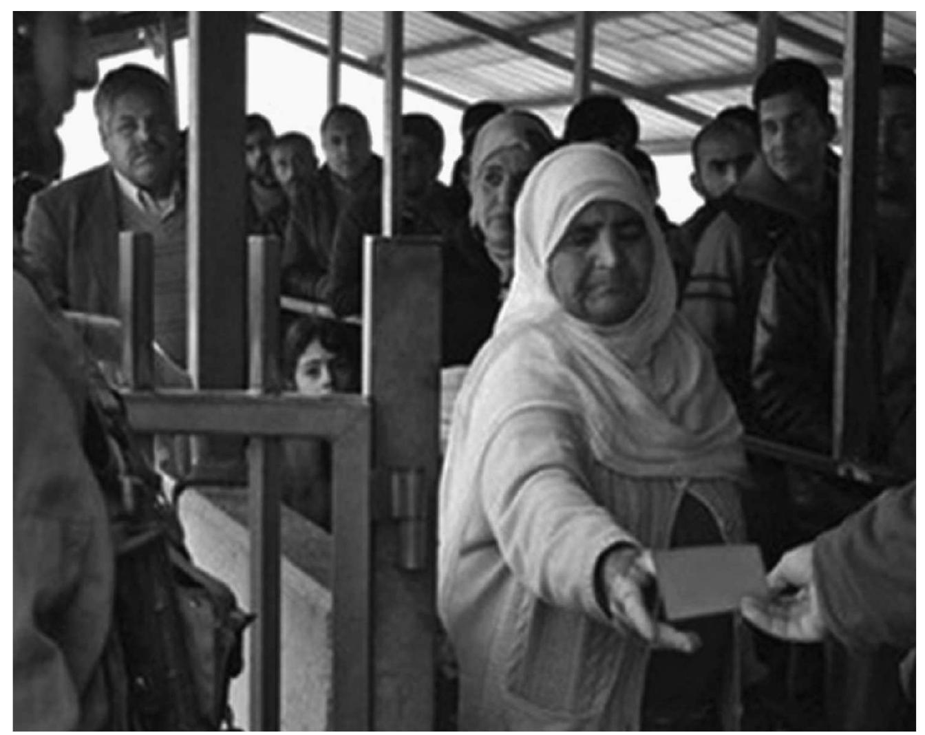 Palestinian Id (PDF) Colored Identity: The Politics and Materiality of ID Cards in ...