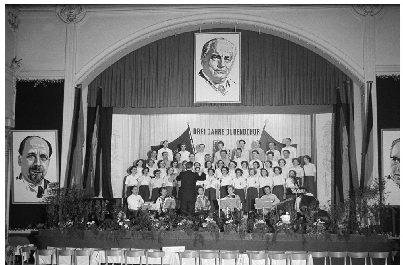 HANS GLASER　Nr.12　1995　Markneukirchen Germany 9 Hans glaser Images: PICRYL - Public Domain Media Search Engine