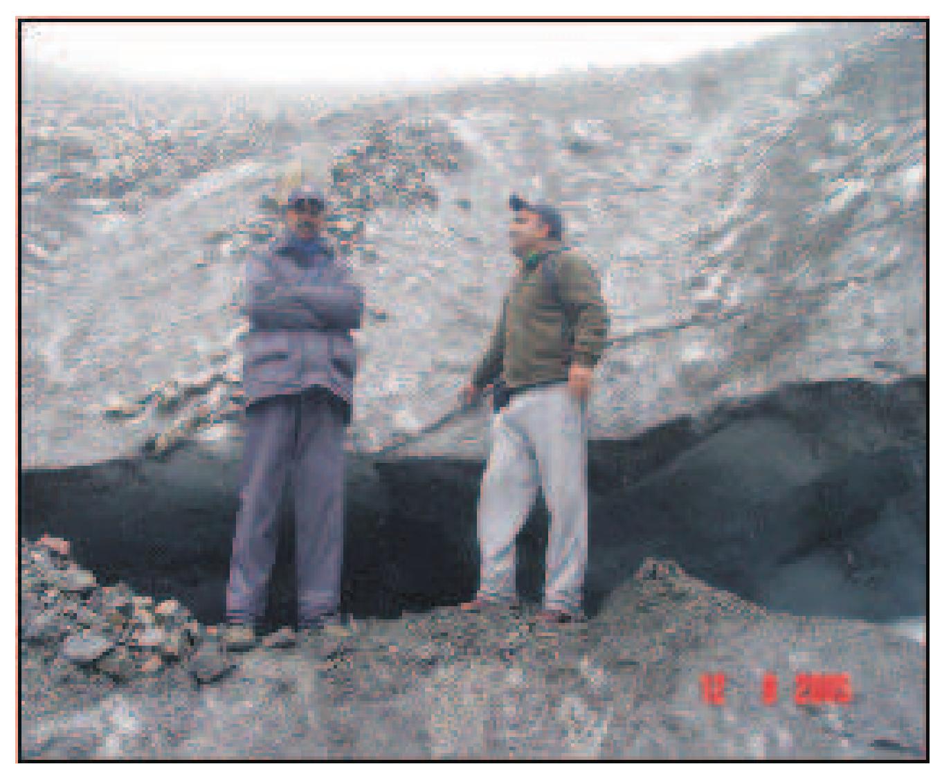 ‘igure 47: Snout of Samudra Tapu glacier 