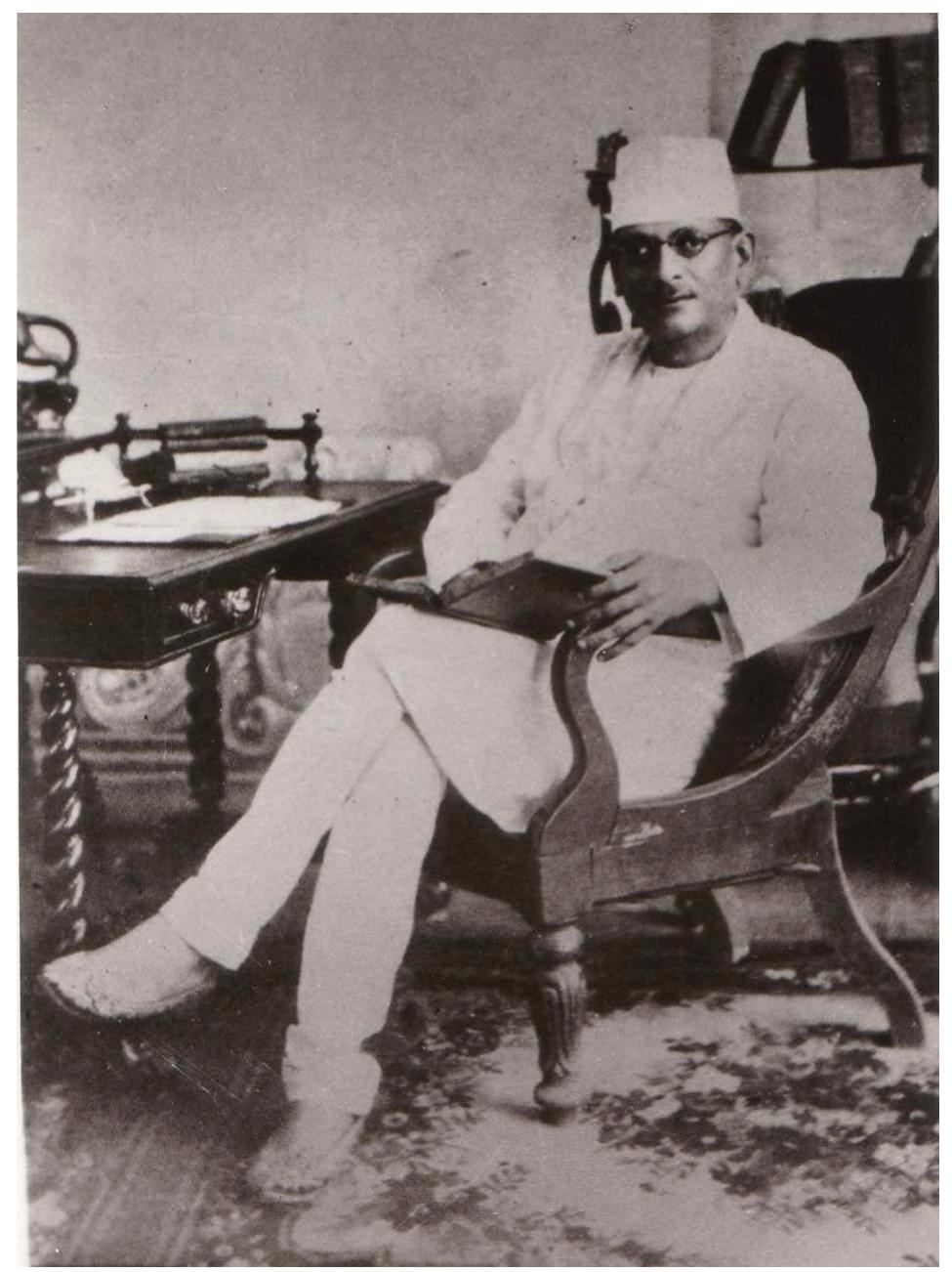 Figure 3. Agha Hashr Kashmiri, Urdu playwright. Credit: Natya Shodh Sansthan, Kolkata.  Figure 3. Agha Hashr Kashmiri, Urdu playwright. 