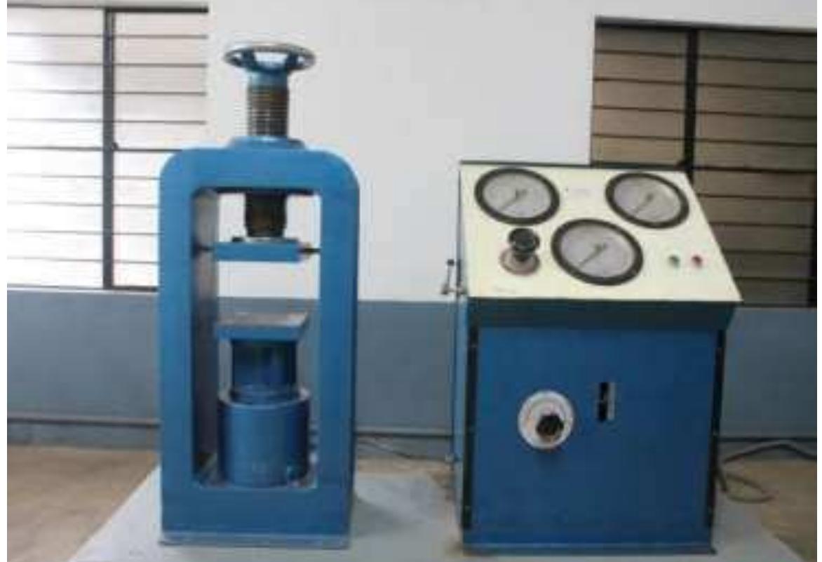Bricks Testing Machine (PDF) Fabrication of Plastic Brick Manufacturing Machine and Brick Analysis