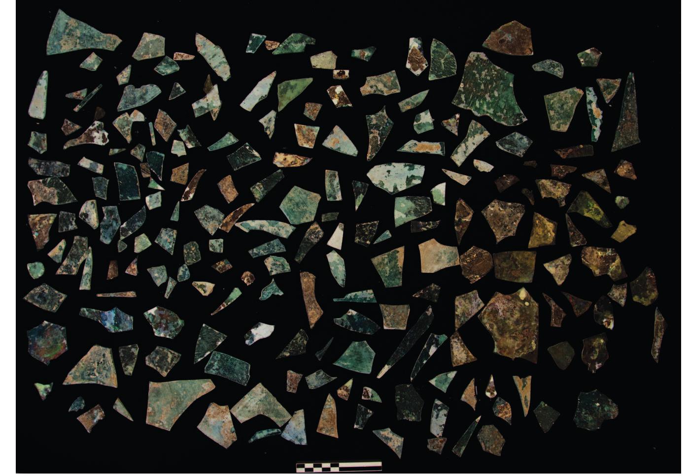 Fig. 5: Window glass fragments from layer 296.  PRELIMINARY RESULTS OF INVESTIGATIONS IN THE BASILICA OF MIrTROPOLIS, GORTYN 