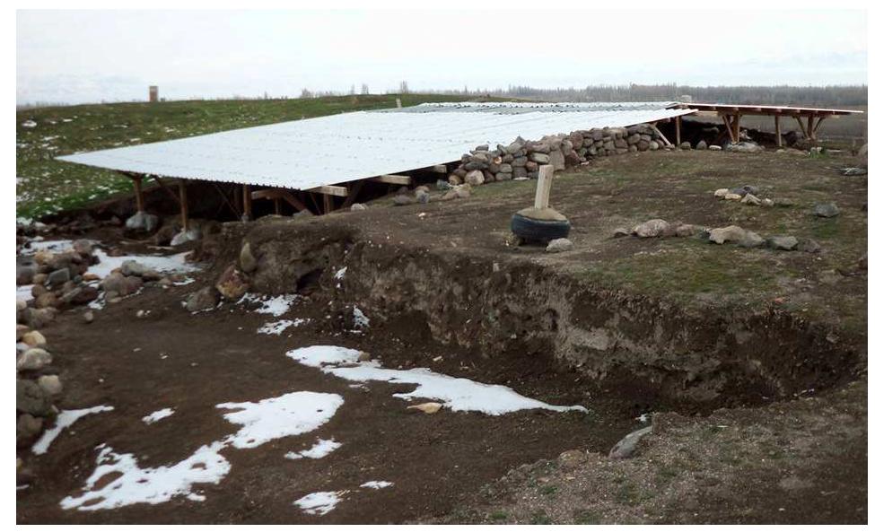 Figure 11: Operation B, view of the shelter in winter. 