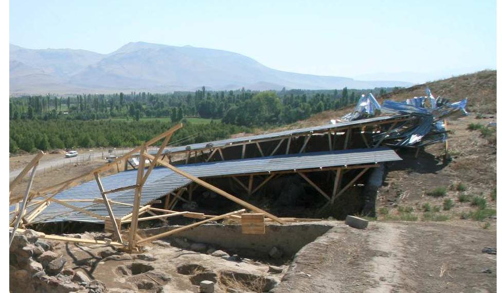 Figure 23: Operation A, view of the shelter built in 2014 hit by metal sheets from the shelter in Operation B. 