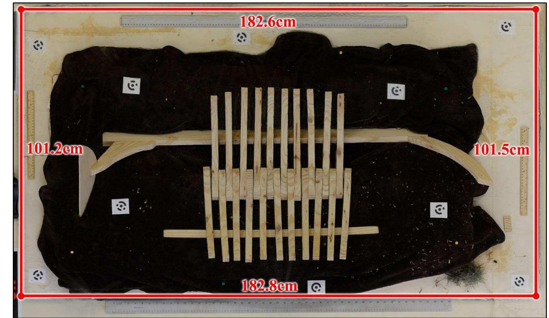 Figure 2-16. Distances between the four comers of the savairo wooden model for the enclosure method (Image: Y amafune) 