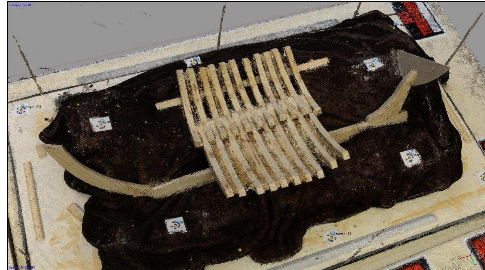 Figure 3-30. Dense Point Cloud of the saveiro wooden ship model. Unintended points were created between frames. (Image: Y amafune) 