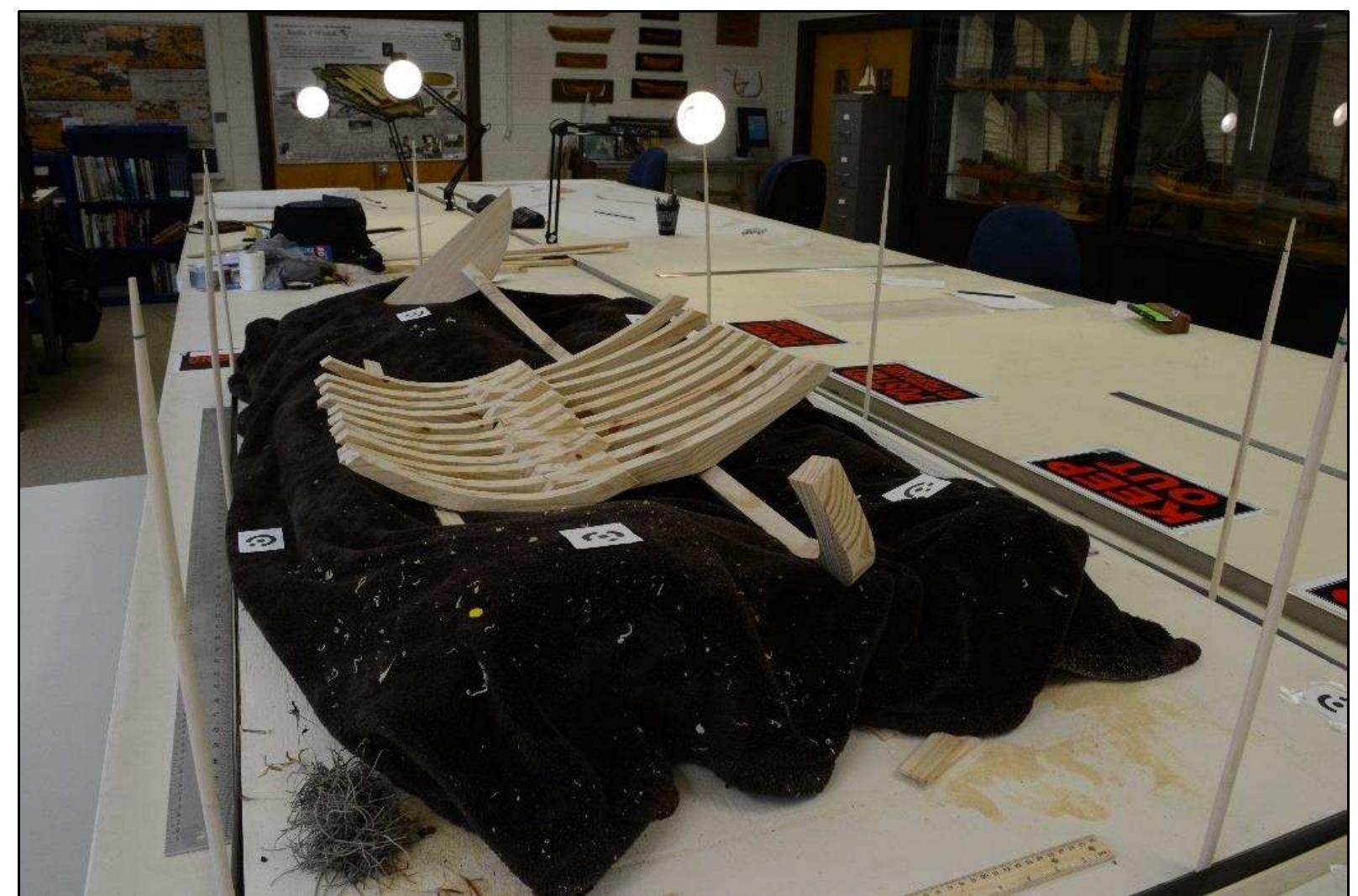 Figure 3-31. An example of photos of the saveiro wooden model that were disabled for Build Dense Cloud process. The photo was taken obliquely; therefore it displayed sides of frames as if there were surfaces between frames. (Photo: Y amafune) 