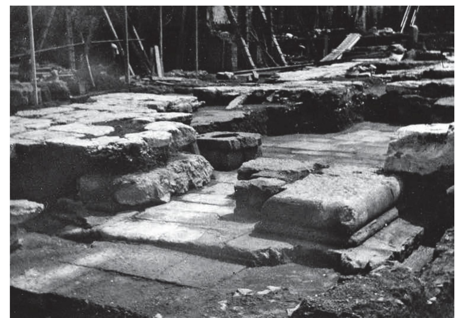 Fig. 2. Western altar bisected, with pickmarks visible on top surface, during clearance of the site in the 1930s (Archivio Storico Disegni Montemartini, doc. 58197). 