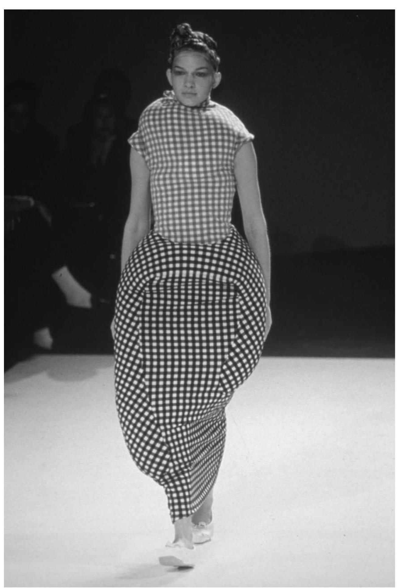 PDF) Exhibition Review: The Cutting Edge: Fashion from Japan