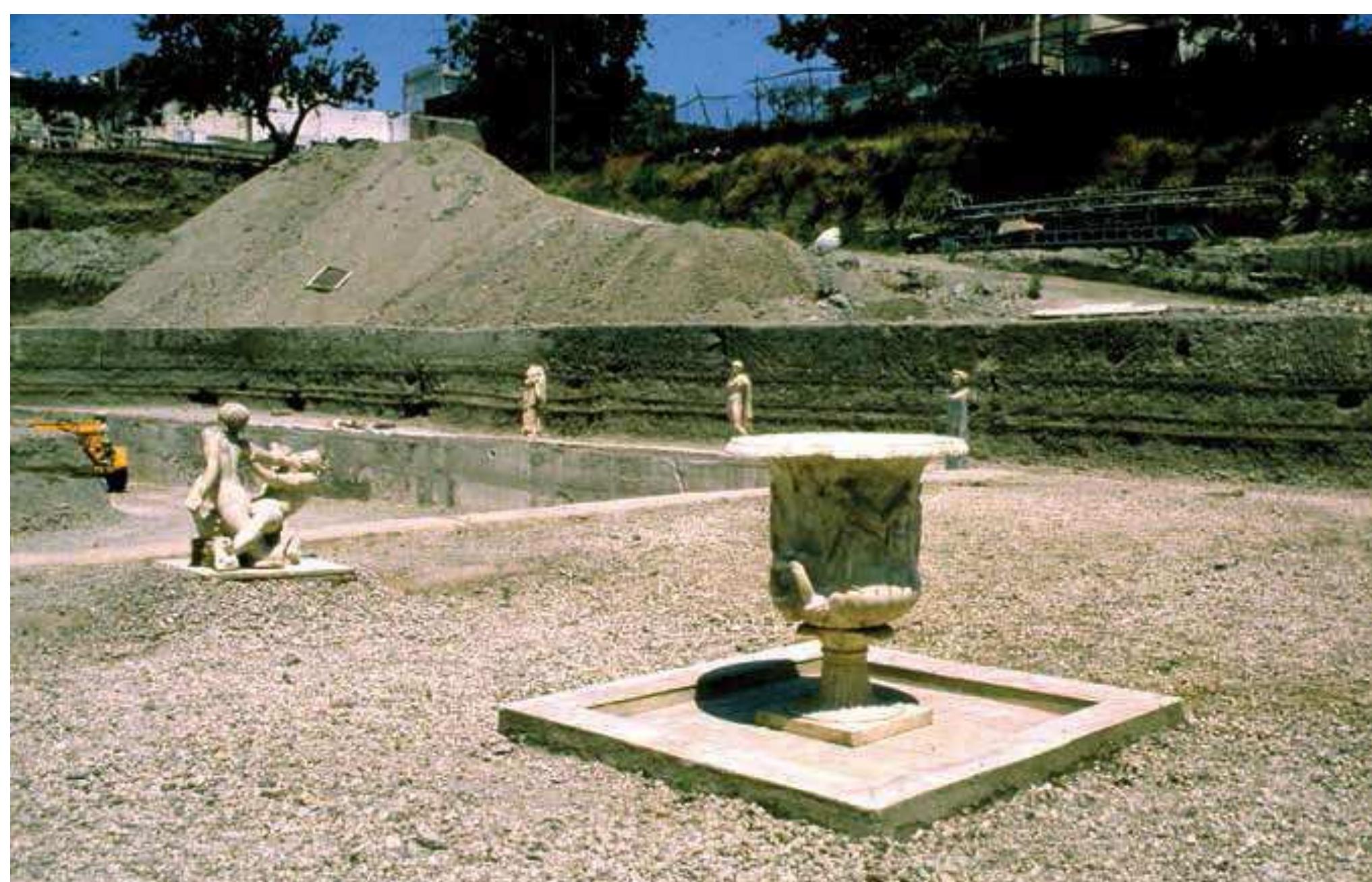 Fig. 13.3: Archival photo of statues arranged along pool, looking from northwest to southeast. Photo: SAP 
