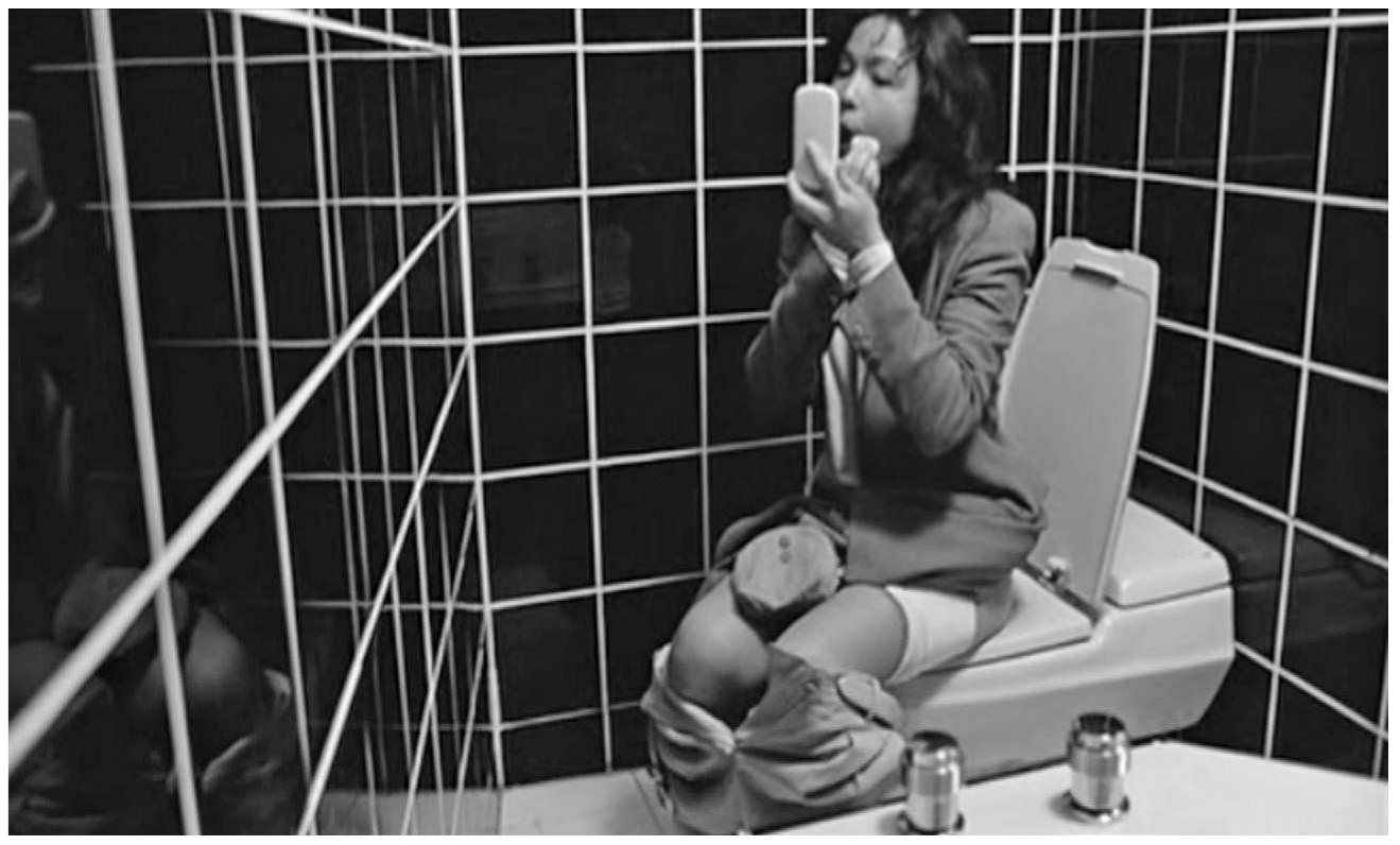 Bodily privacy in Vive l’amour 