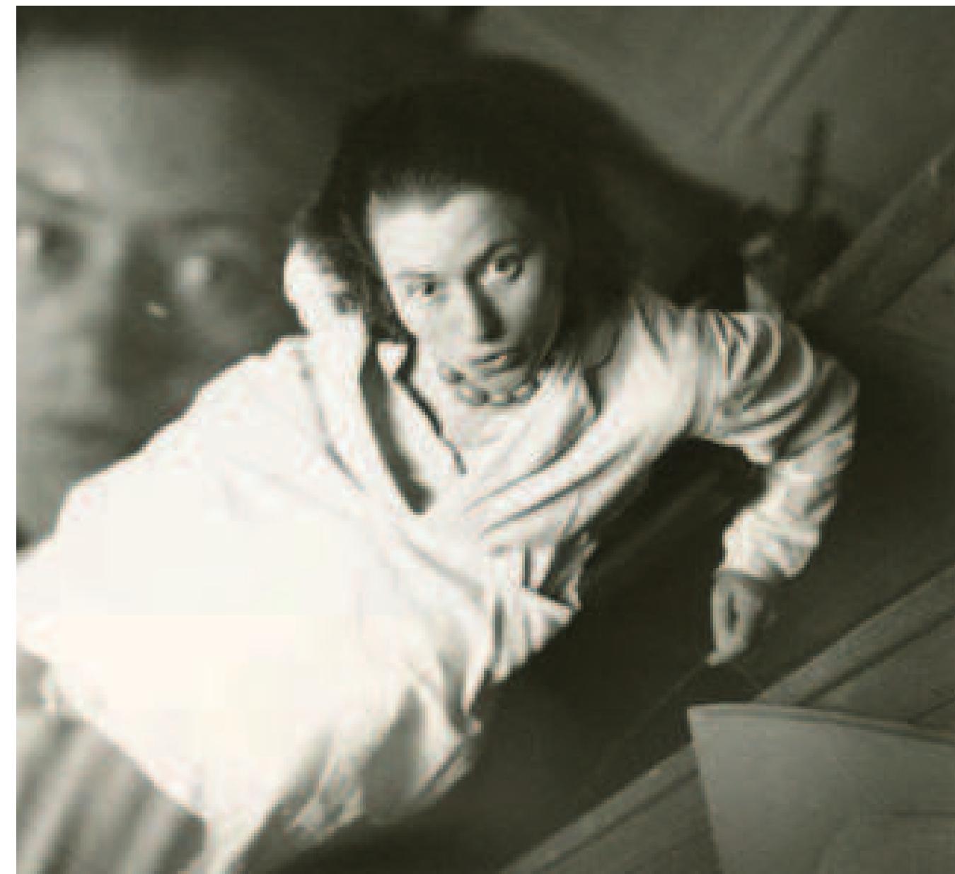 Marianne Brandt, o. T. (Selbstportrat, Doppelbelichtung), um 1930/31 Marianne Brandt, Untitled (Self-portrait, double exposed), c. 1930/31 