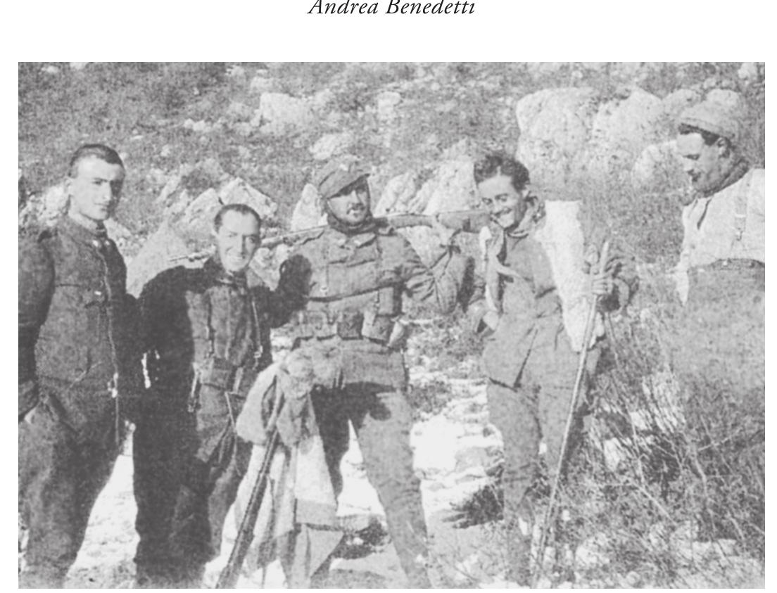 Fig. 1: Marinetti and other volunteers of the Battaglione Lombardo Volontari Ciclisti Automobilisti (1915). 
