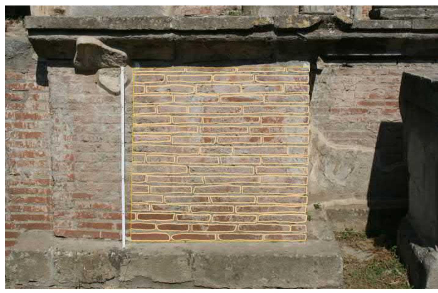 3: sample of one square metre with bricks highlighted.