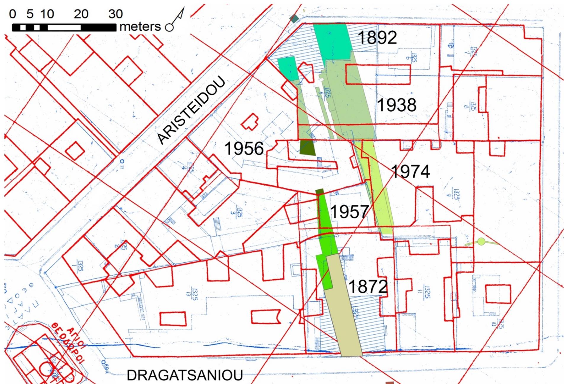 Figure 12. City block between Aristeidou and Dragatsaniou Streets. Successive excavations that have revealed
remains of the Athenian fortification wall are indicated on top of basemaps dating to 1936 (in blue - Division of
City Planning and Urban Development, MoA) and 1972-76 (in red - Ministry of Public Works).
