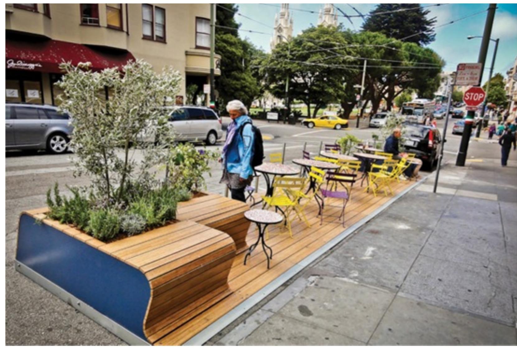 Figure 10.3  Walklet, Rebar, San Francisco, ongoing; first installed May 2010 © Rebar 