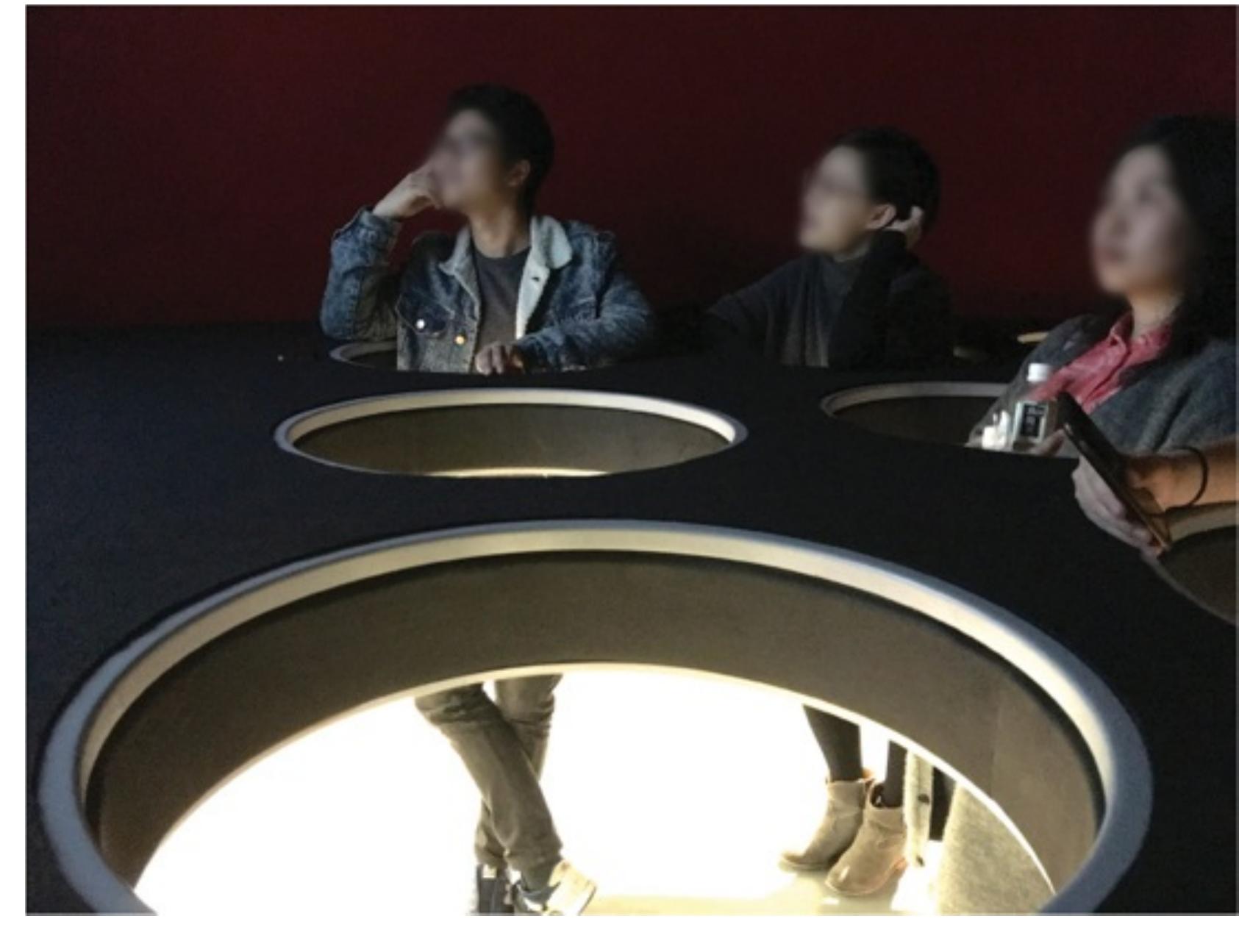 Figure 10.15  Open Cinema III, Colin Fournier and Marysia Lewandowska, Hong Kong, 2016. © Colin Fournier and Marysia Lewandowska 