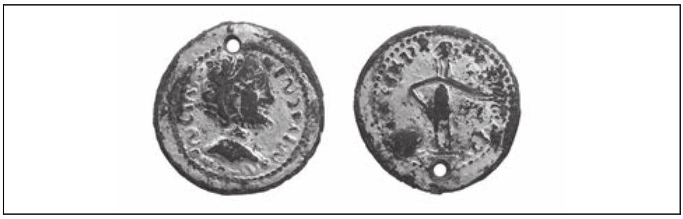 Figure 7. Ruszczyzna, pow. zamojski, gilt barbarous imitation denarius, Regional Museum in Hrubieszow (Muzeum im. Ks. St. Staszica), photo. M. Bogacki (scale 1:1). 
