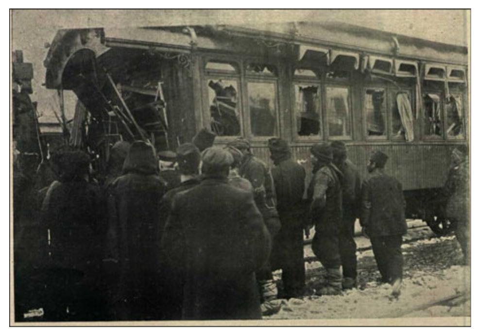 Figure 1: The aftermath of the collision of February 1911 near Ayastefanos Station - Broken cars of the commuter train  Source: Sehbal (Subat 1, 1326 / February 14, 1911)  district of Mount Lebanon in early April 1904, the valve linking the car reservoir on the locomotive and the brake cylinders of each car suddenly broke down. Because its brakes had thus stopped functioning, the train entered the Aley station at a very high speed and, within seconds, struck a rock there, killing at least eight passengers and injuring eleven others,?° Likewise, neither the new brakes nor the telegraphic block system could eliminate human error. In February 1911, the dispatcher at the  Ayastefanos station in Istanbul misread a telegraph informing him that  a commuter train had just left the nearby Makrikéy station for Ayastefanos, and so he allowed a freight train waiting at his station to proceed to Makrikéy. Moving on the single-track line, the freight train soon collided head-on with the commuter train, killing one passenger and injur- ing eight others (see figures 1 and 2).?!  Moreover, although use of the telegraph certainly enhanced railroad man- 