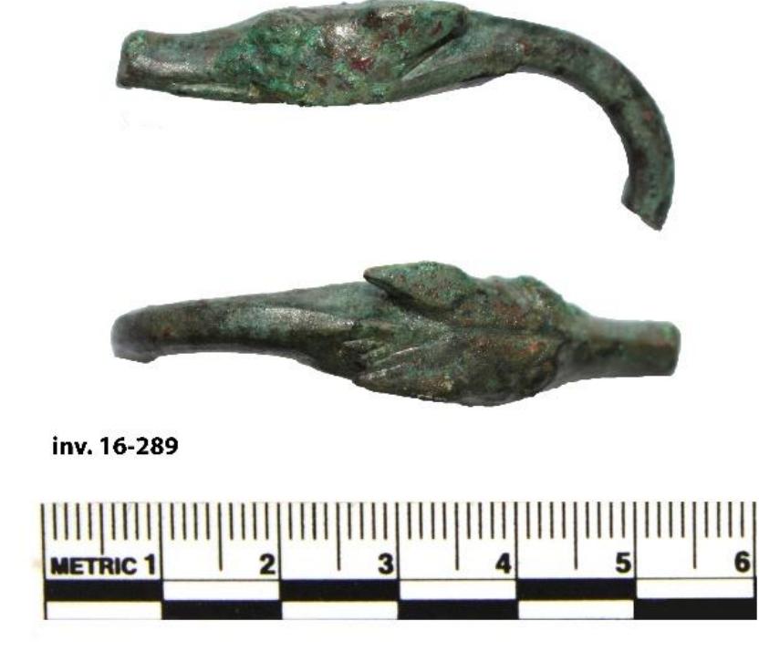 Fig. 19. Inv. 16-289. Bronze ladle handle in the shape of a dog’s head from Room 5.  R. Souza — A. Walthall — J. Benton — E. Wueste — A. Tharler — B. Crowther — C. Schirmer @ Preliminary Report on the 2016 Field Season of the Americ Excavations at Morgantina: Contrada Agnese Project (CAP) 