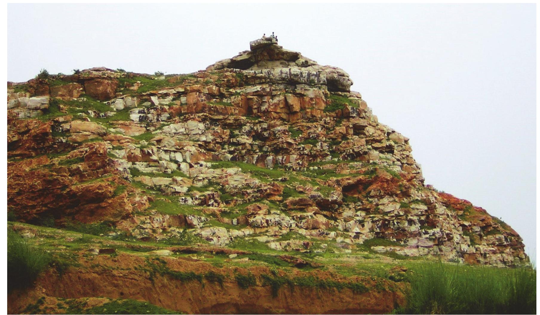 Figure 3: General view of rock shelter, Rasulpur 