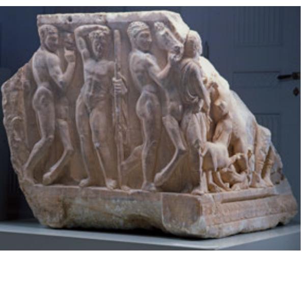 bles similar compositions on the front side of third-century Hippolytus sarcophagi Fig. 15).1° The example demonstrates with great clarity how fluent the boundaries between mythological and non-mythological sarcophagi could be, governed as they were by the same values and viewing interests on the side of the patrons. The prob- em is, consequently, above all one of archaeological classification. But since verifi- able mythological clues are missing, we may indeed be dealing with hunt sarcophagi hat are non-mythological in nature. From their mythological counterparts, the Attic Hippolytus and Meleager sarcophagi, they differ mainly in the fact that they place even greater emphasis on the hunt itself. The Budapest-Split hunt sarcophagus, which thanks to the effort of the specialists) represents the best-reconstructable example, even showed hunting scenes on all four sides. In contrast to the mythological hunt sarcophagi, where the prey is always a boar, here a whole series of different animals is hunted and presented “encyclopaedically”, as it were. The small group of — pos- sibly non-mythological — Attic hunt sarcophagi has little to do with the significantly more numerous and more martial lion-hunt sarcophagi from the city of Rome which, in their representation of the sometimes militarily armed lion-hunter, take up well- established image formulae from “official” Roman art.!?° Unlike the two-scene Ro- man lion-hunt sarcophagi, the Attic examples, as far as can be judged, also never include the patron’s wife in the form of the figure of virtus in the image, as is occa- sionally the case on the Roman examples. This reflects, once again, the general ten- dency of the Attic sarcophagi to de-emphasise the female sphere in the main relief, and to relocate it to the kline lids with which the Attic hunt sarcophagi of the third century must have originally been furnished.   century must have originally been furnished.  119 Fragment in Gotha: Rodenwaldt 1952, 38-40 figs. 8-9; Koch and Sichtermann 1982, 397; Rogge 1998, 203-4 fig. 91.3. On the Attic Hippolytus sarcophagi, see Rogge 1995, 73-118.  120 On Roman hunt sarcophagi, see Andreae 1980; Koch and Sichtermann 1982, 92-7; Blome 1998; Zanker and Ewald 2012, 222-9. On the hunt in antiquity, see the contributions in Martini 2000. On the heroising connotations of the boar hunt, see Scherrer 2000. Also Stefanidou-Tiveriou 2016; Tatas 2009, on the ‘Reiterheros’. 