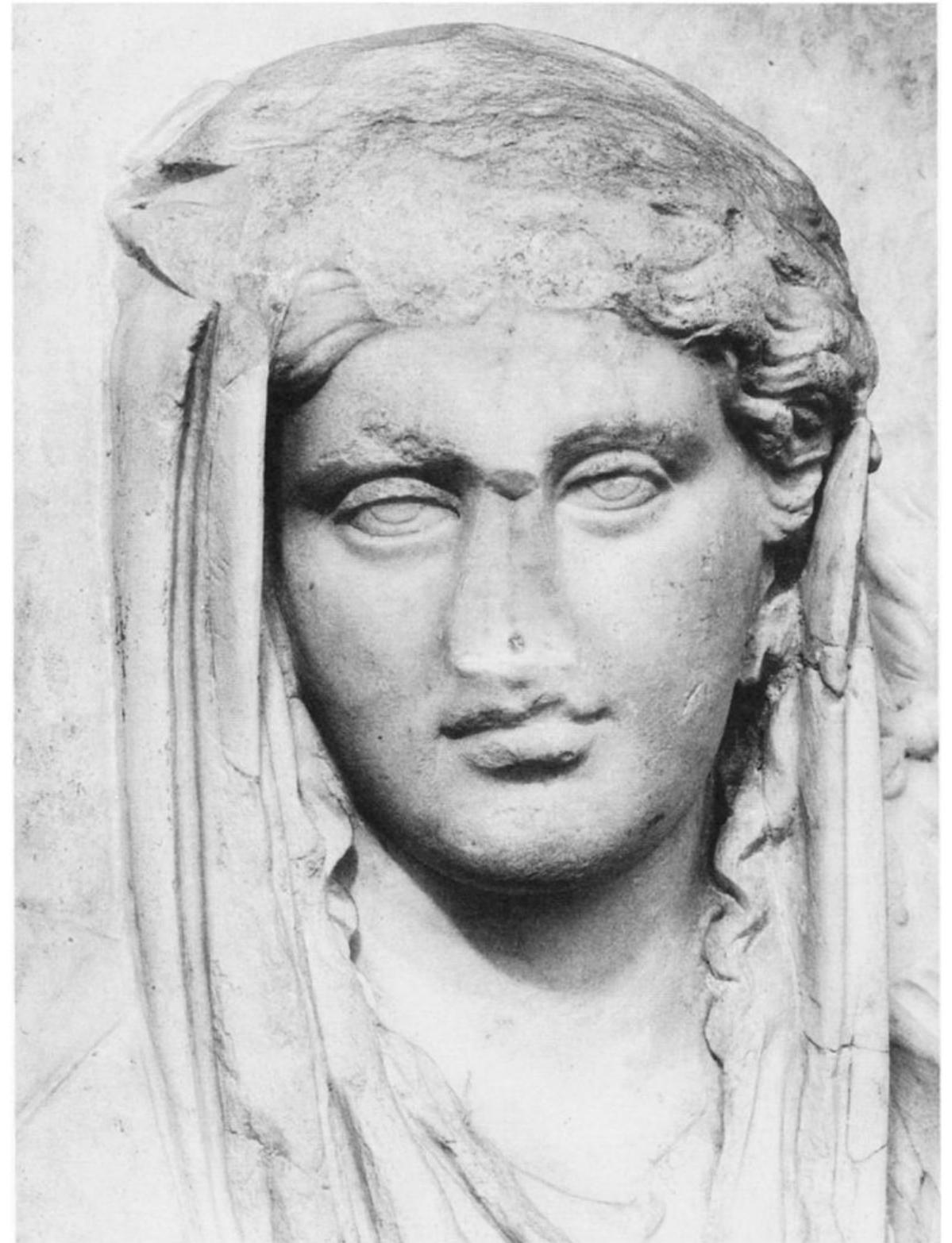 Fig. 14. Head of Livia. Detail of figure from the south processional frieze of the Ara Pacis Augustae. (Courtesy Deutsches Archdologisches Institut, Rome, neg. 86.1511) 