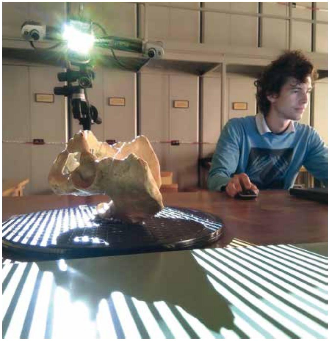 Fig. 71 The use of the Breuckmann SmartScan 3D structured light scanner in the Natural History Museum of Vienna (photo: M. Bérner/OREA) 
