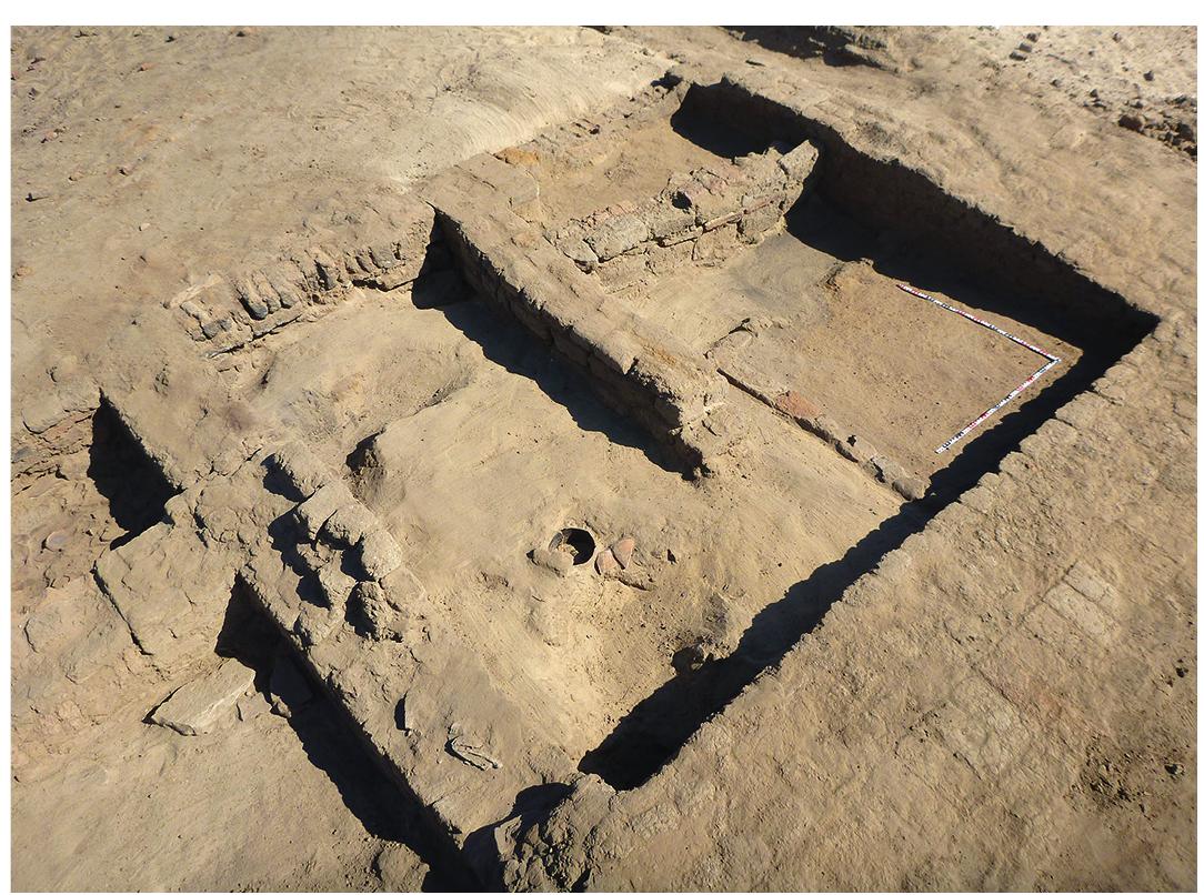 27 Southernmost area of southwest rooms with Late Antique pottery vessel embedded in floor 