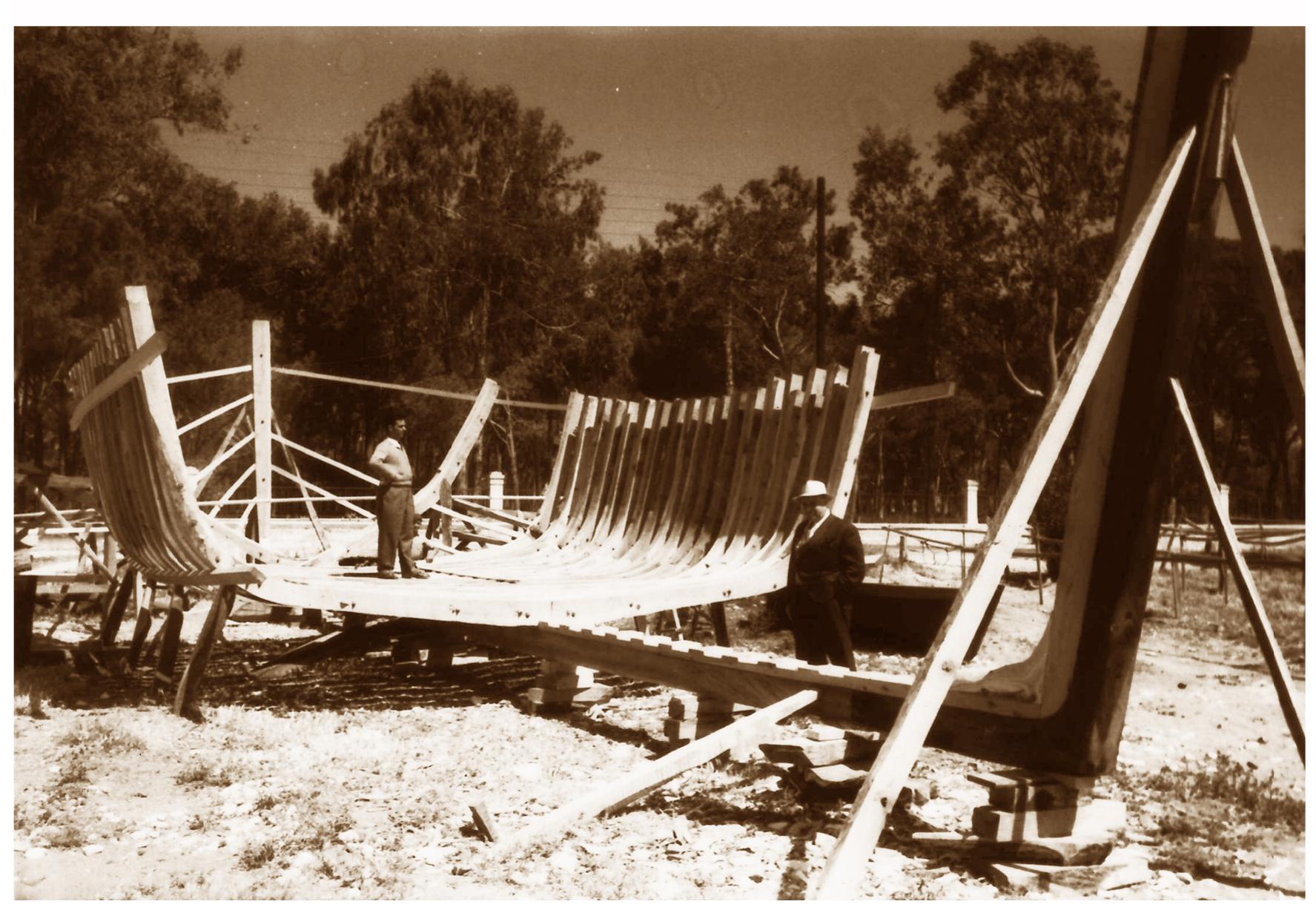 Etk. 2. Nauttnynon oKd@ous otnv TapaAta amévavtt ard to AnuottKd Krtto Aeueoou. Nnyn: Nattixeto AnuottKo Mouosio Kat
IotopLKd Apxelo AeuEoou.
